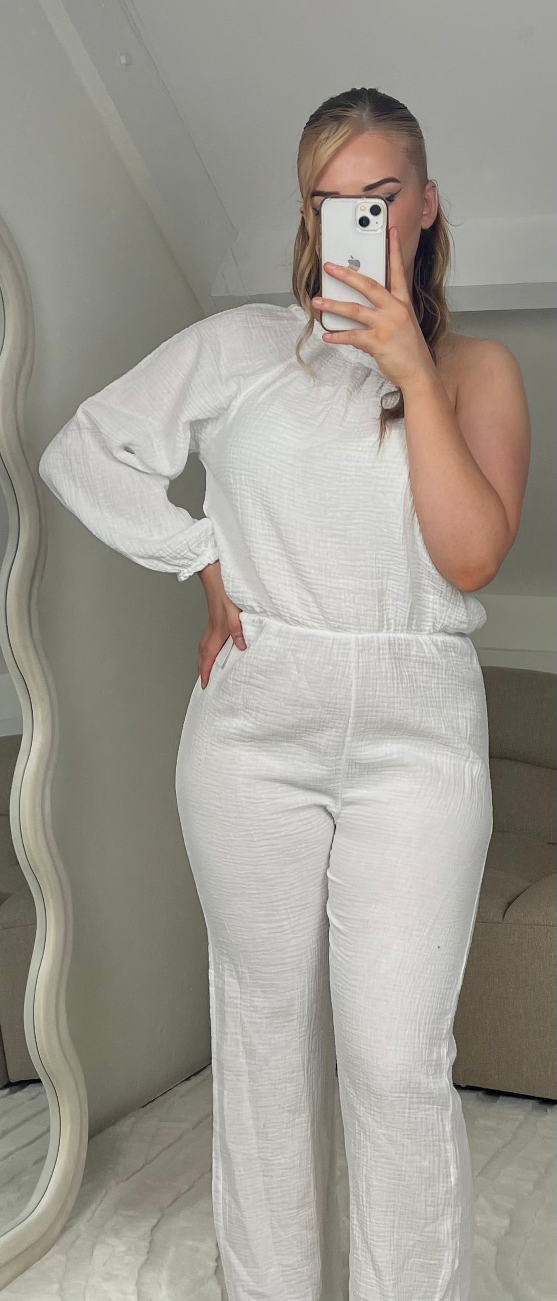 MOANA JUMPSUIT (WIT)