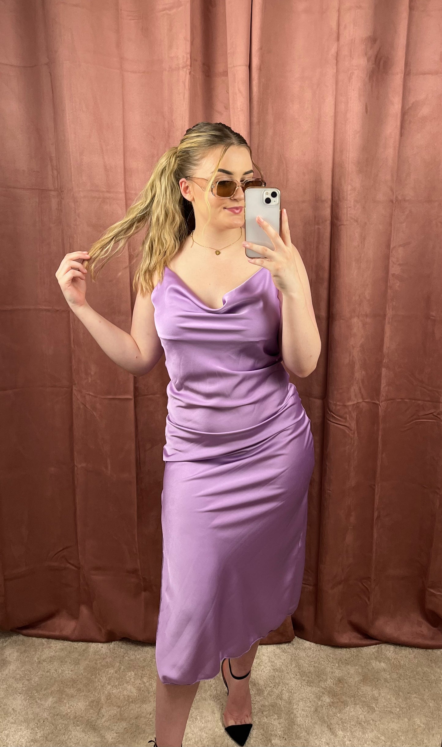 SATIN DRESS (PAARS)